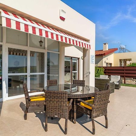 Villa Marina Sunrise By Ezoria Villas Коръл бей Екстериор снимка