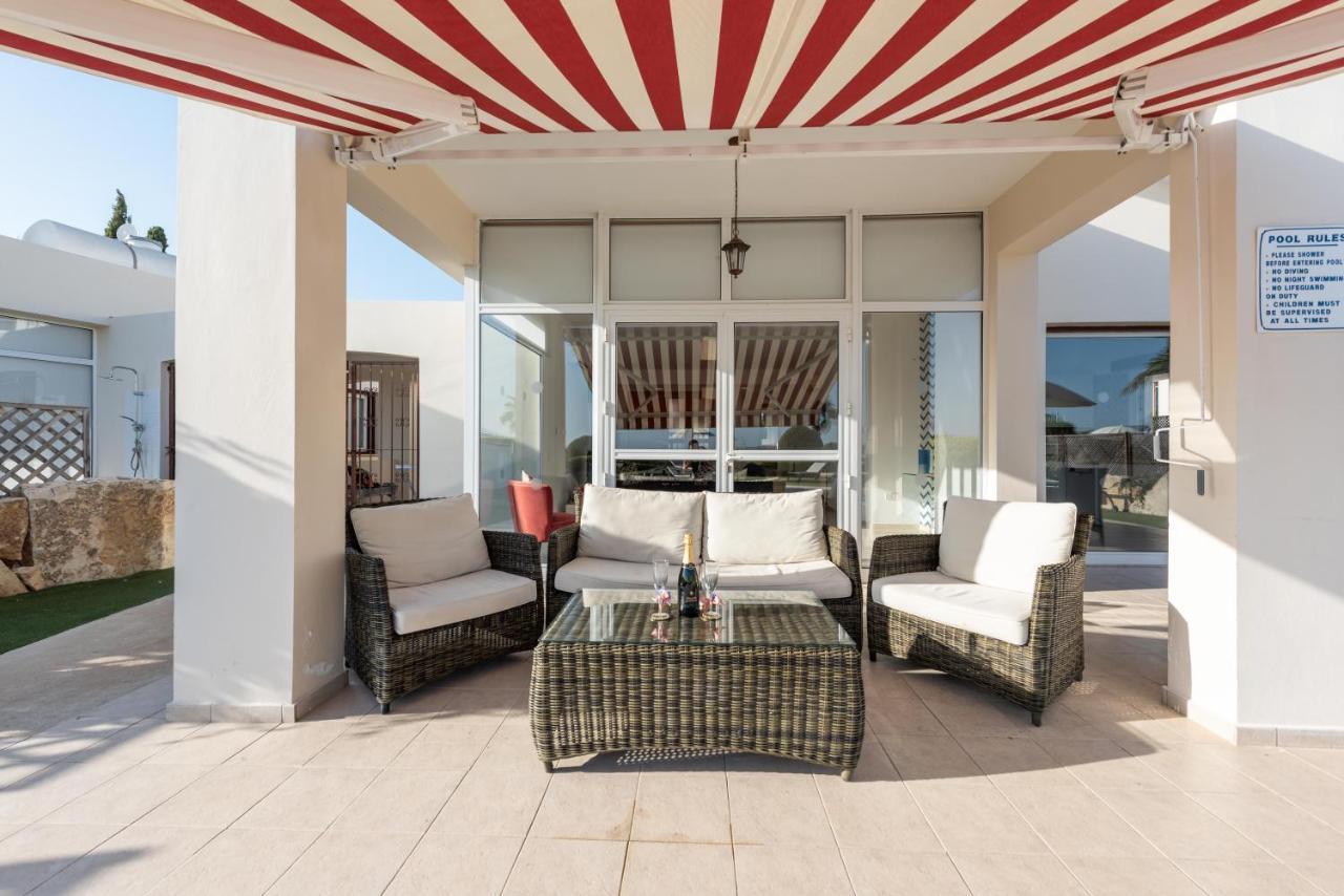 Villa Marina Sunrise By Ezoria Villas Коръл бей Екстериор снимка