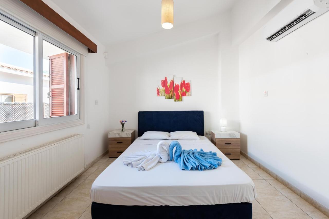 Villa Marina Sunrise By Ezoria Villas Коръл бей Екстериор снимка