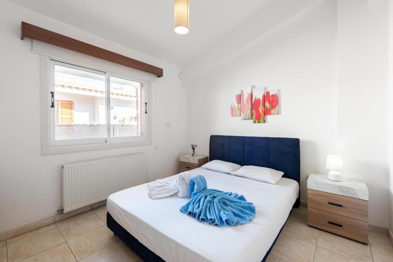 Villa Marina Sunrise By Ezoria Villas Коръл бей Екстериор снимка